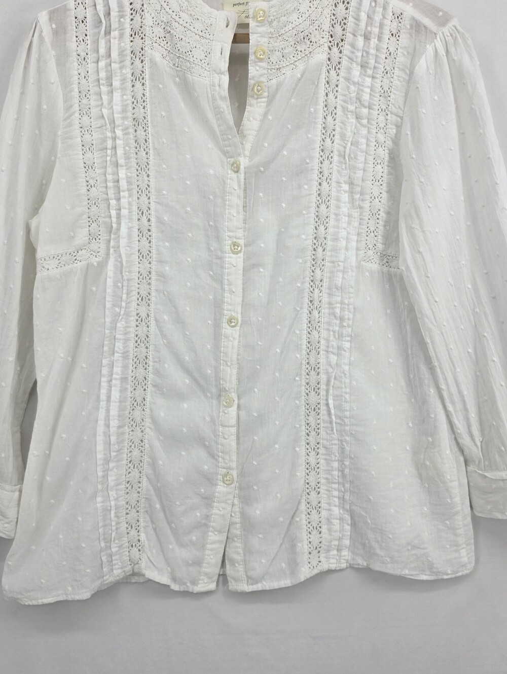 Vintage Old Navy Cottagecore Swiss Dot Lace Pintuck Prairie Blouse Size Medium - Picture 7 of 15